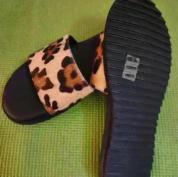 Max & Drew leopard print slides, NWOT size 8 - Picture 3 of 9